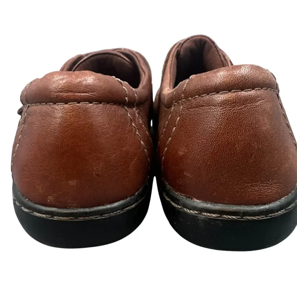 Clarks Loafers 6M Bendable Leather Brown Slip on Flat Comfort Academia Teacher